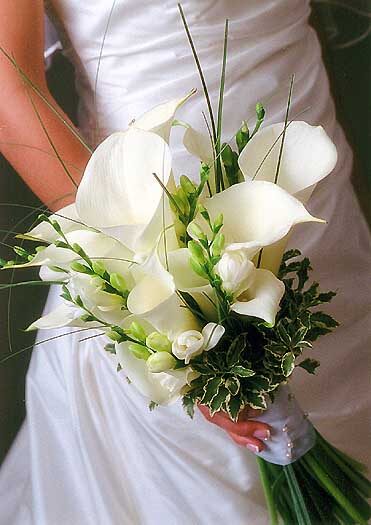 white calla lily bridal bouquet