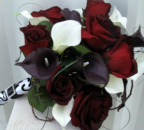 white dark plum black baccara rose