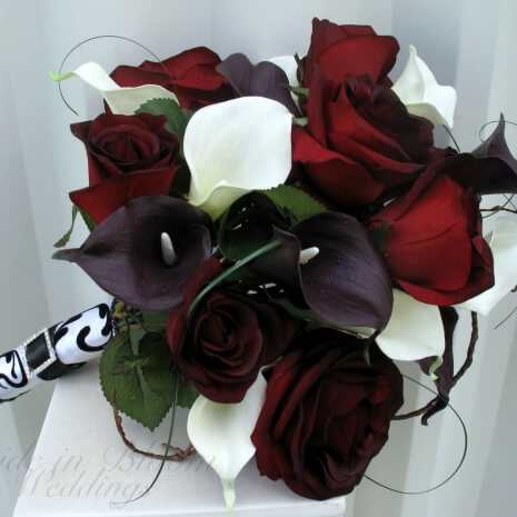 white dark plum black baccara rose 